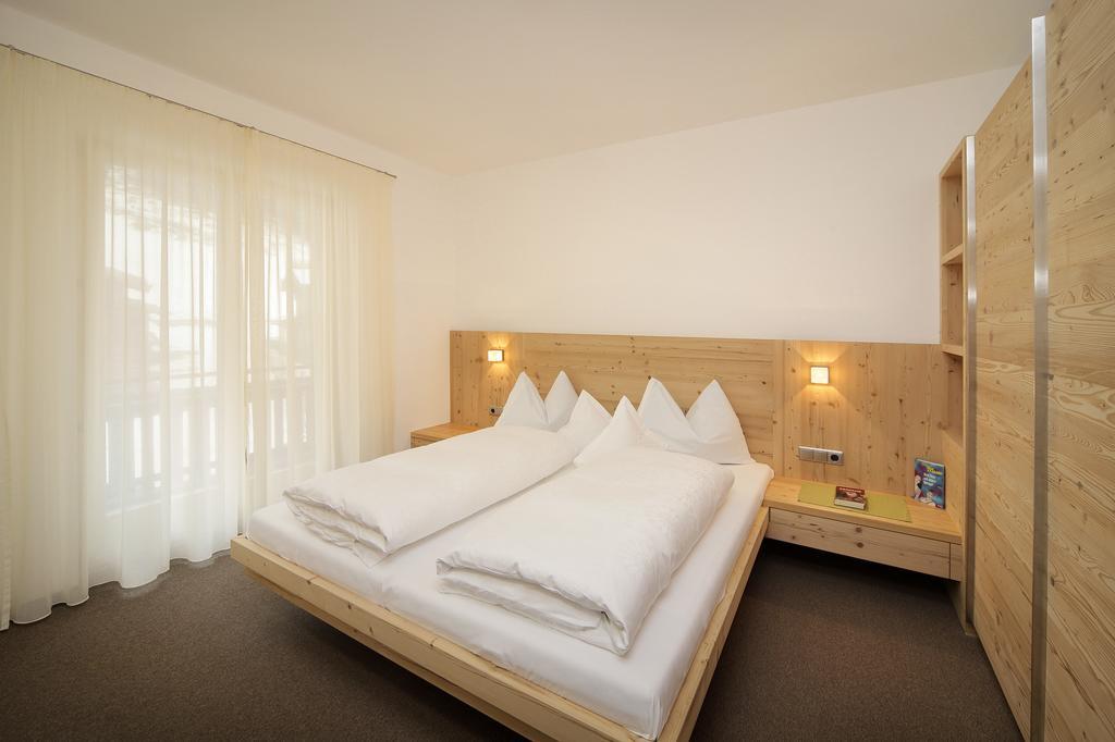 Hotel Ultnerhof St. Gertraud im Ultental Zimmer foto