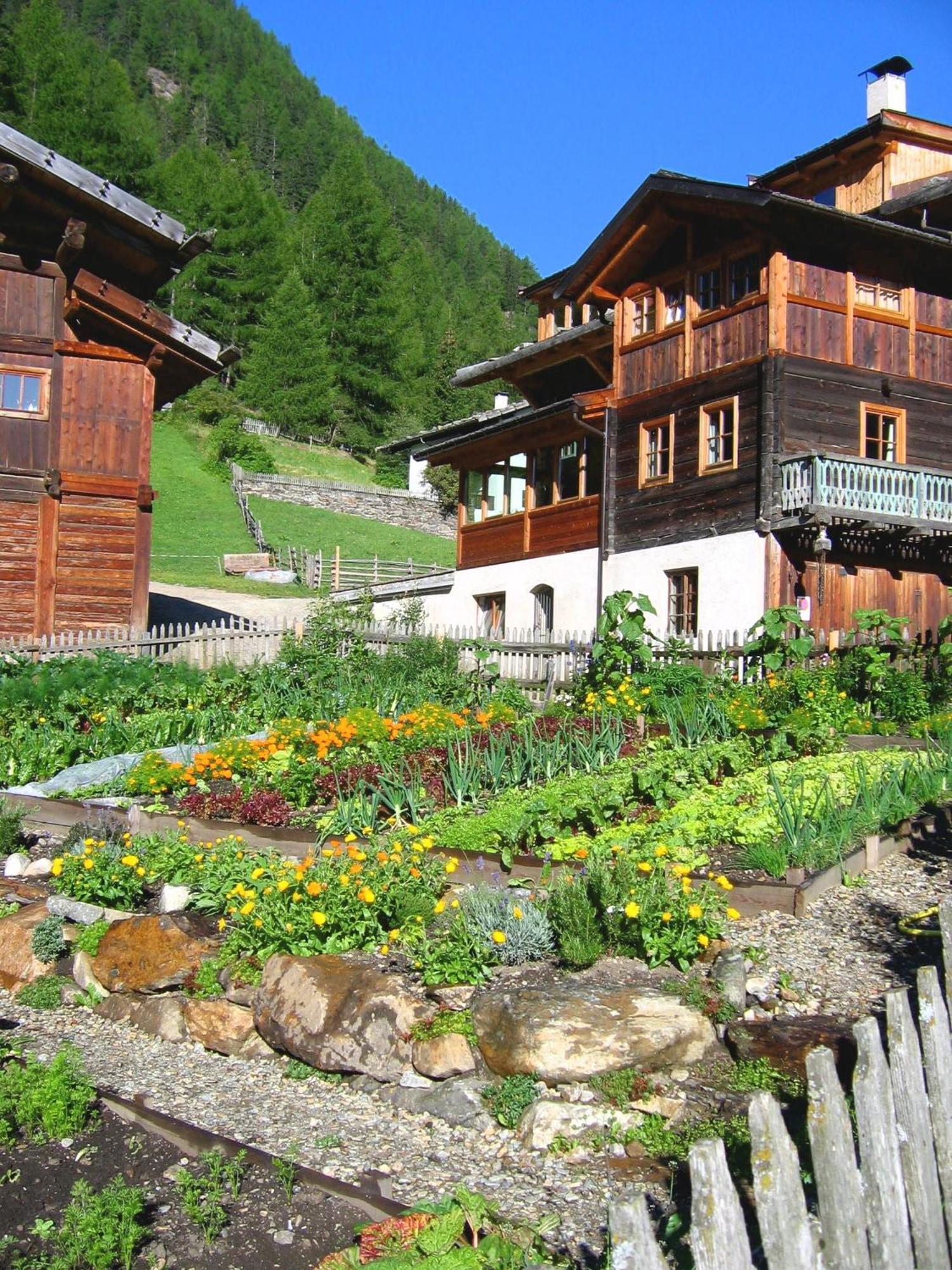 Hotel Ultnerhof St. Gertraud im Ultental Exterior foto