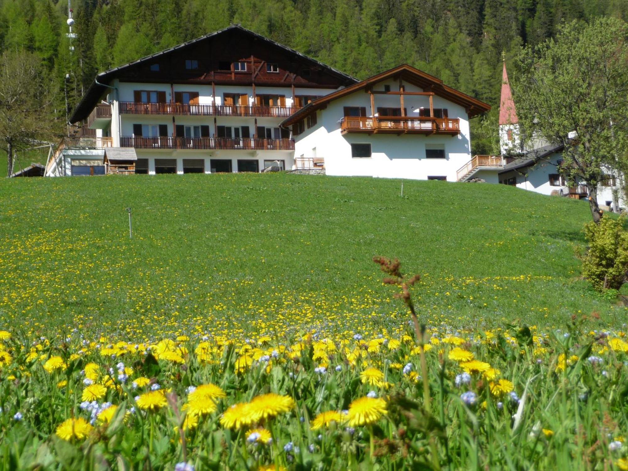 Hotel Ultnerhof St. Gertraud im Ultental Exterior foto