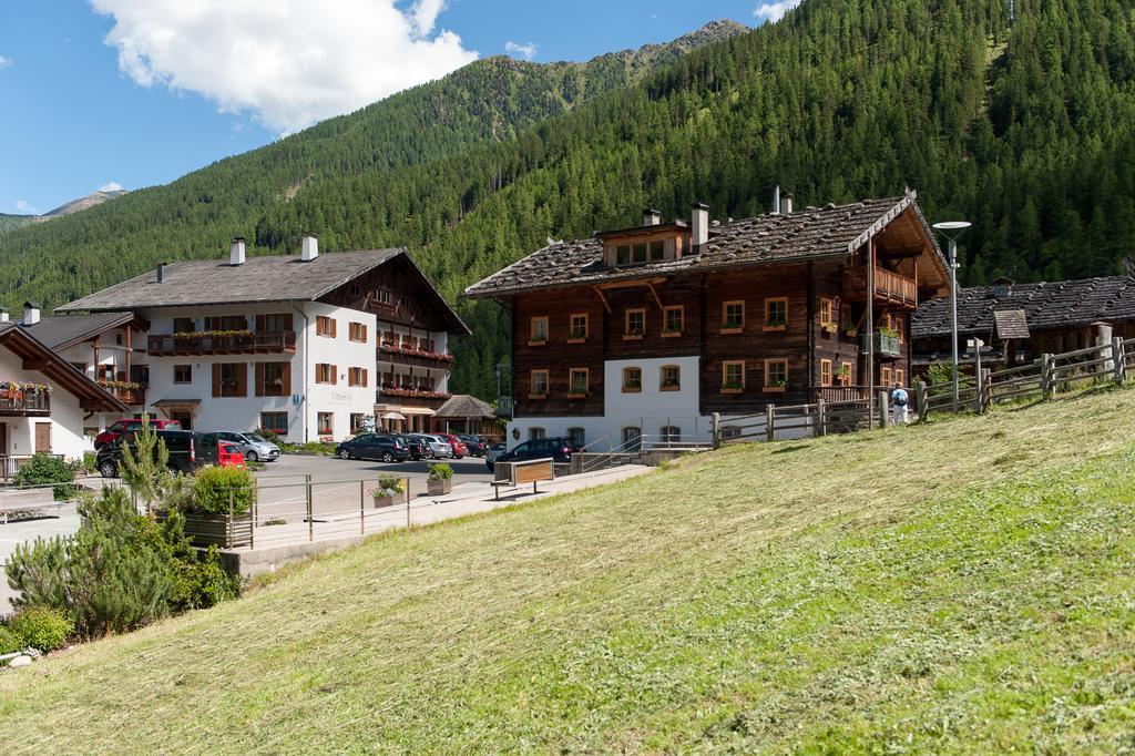 Hotel Ultnerhof St. Gertraud im Ultental Exterior foto